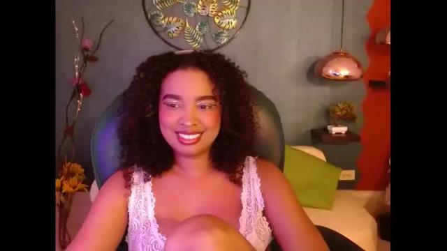 Image 7 of goddess__athenaa Stream on Chaturbate on 16 months ago