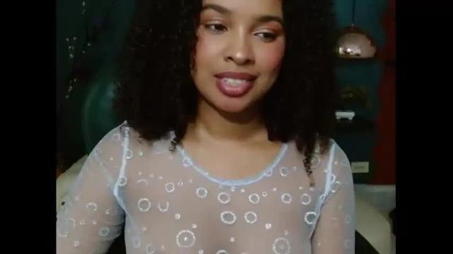 Image 7 of goddess__athenaa Stream on Chaturbate on 15 months ago