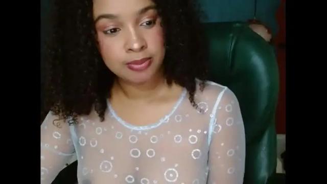 Image 8 of goddess__athenaa Stream on Chaturbate on 15 months ago
