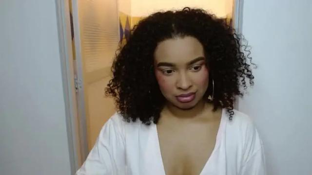 Image 3 of goddess__athenaa Stream on Chaturbate on 15 months ago