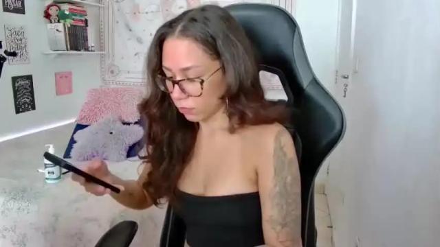 Image 7 of goddess_artemis_ Stream on Chaturbate on 12 months ago