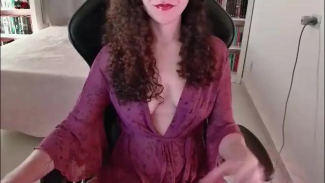 Image 8 of goddess_artemis_ Stream on Chaturbate on 2 months ago