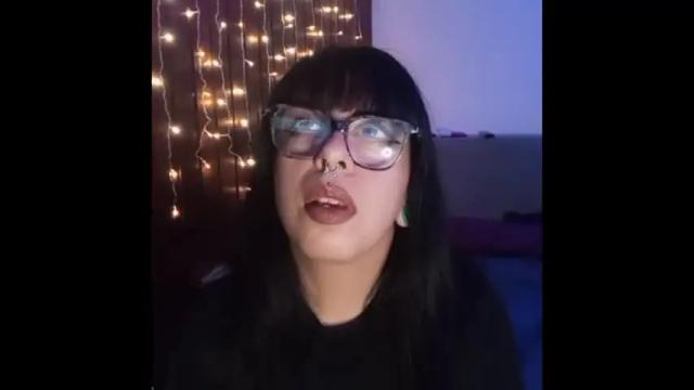 Image 11 of goddess_dina Stream on Chaturbate on 14 days ago