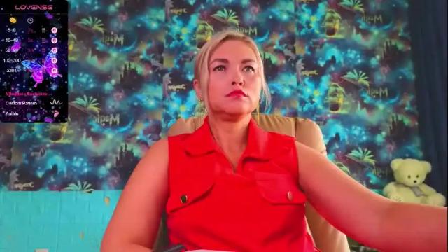 Image 7 of goddess_isabella11 Stream on Chaturbate on 3 days ago