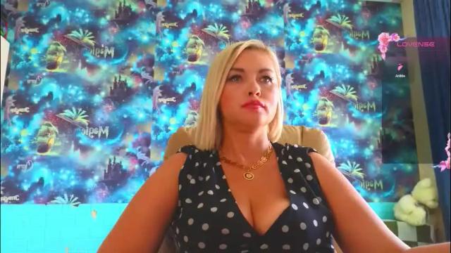 Thumbnail 3, goddess_isabella11's Stream at Chaturbate, 2 months ago