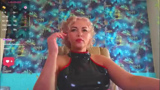 Image 8 of goddess_isabella11 Stream on Chaturbate on 1 month ago