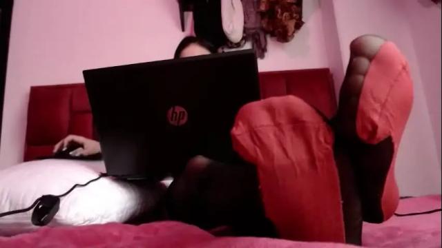 Image 2 of goddess_karla Stream on Chaturbate on 1 month ago