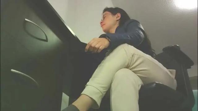 Image 10 of goddess_karla Stream on Chaturbate on 4 months ago