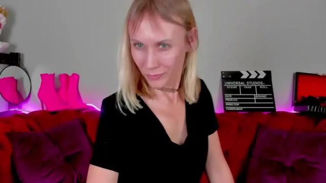 Image 2 of goddess_kate_ Stream on Chaturbate on 16 months ago