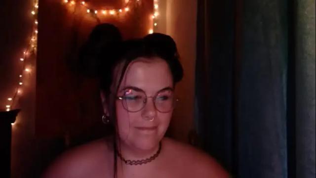 Image 12 of goddess_kehala Stream on Chaturbate on 18 months ago