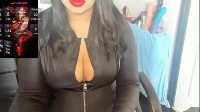 Image 7 of goddess_kimberley Stream on Chaturbate on 1 month ago