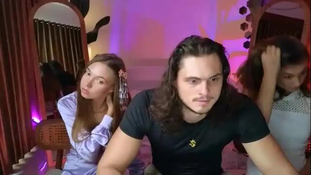 Image 3 of goddess_marylin Stream on Chaturbate on 1 month ago