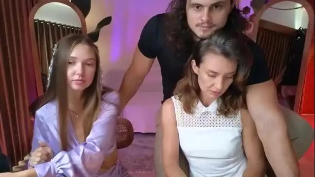 Image 7 of goddess_marylin Stream on Chaturbate on 1 month ago