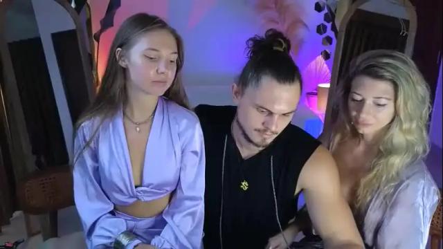 Image 12 of goddess_marylin Stream on Chaturbate on 1 month ago