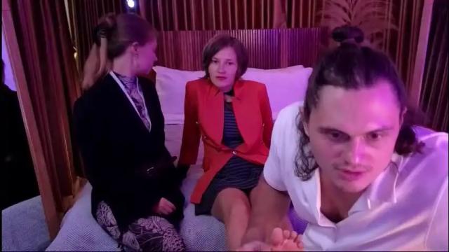 Image 2 of goddess_marylin Stream on Chaturbate on 9 days ago