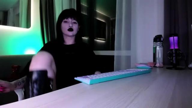 Image 6 of goddess_misha Stream on Chaturbate on 16 months ago
