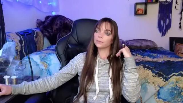 Image 8 of goddess_of_mars Stream on Chaturbate on 16 months ago