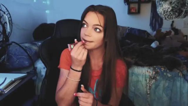 Image 3 of goddess_of_mars Stream on Chaturbate on 14 months ago