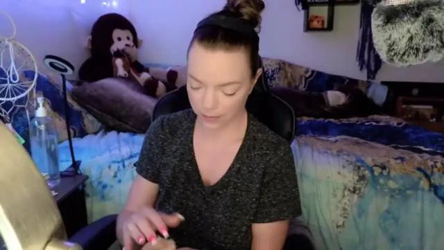 Image 2 of goddess_of_mars Stream on Chaturbate on 12 months ago
