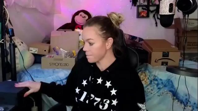 Thumbnail 1, goddess_of_mars's Stream at Chaturbate, 9 days ago