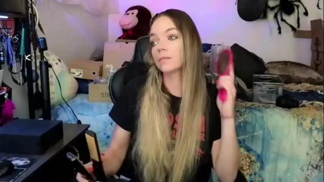Image 2 of goddess_of_mars Stream on Chaturbate on 6 days ago