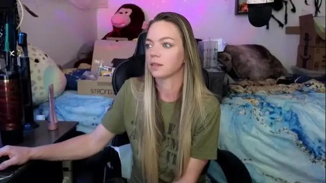Image 6 of goddess_of_mars Stream on Chaturbate on 1 month ago