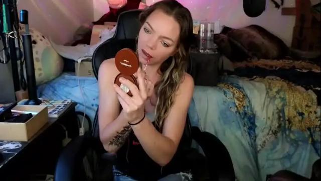 Image 7 of goddess_of_mars Stream on Chaturbate on 1 month ago