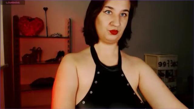Image 6 of goddess_sophie99 Stream on Chaturbate on 2 months ago
