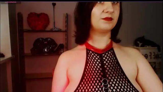 Image 2 of goddess_sophie99 Stream on Chaturbate on 1 month ago