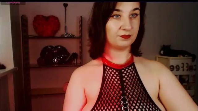 Image 3 of goddess_sophie99 Stream on Chaturbate on 1 month ago