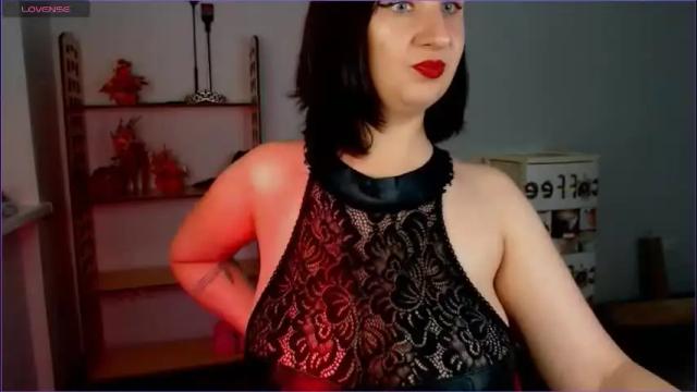Image 10 of goddess_sophie99 Stream on Chaturbate on 25 days ago