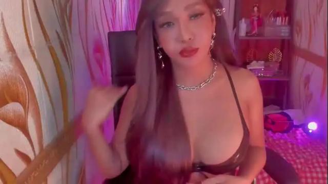 Image 8 of goddessbarbiecum4u Stream on Chaturbate on 26 days ago