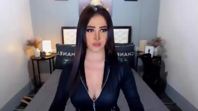 Image 4 of goddesscalieborga Stream on Chaturbate on 16 months ago