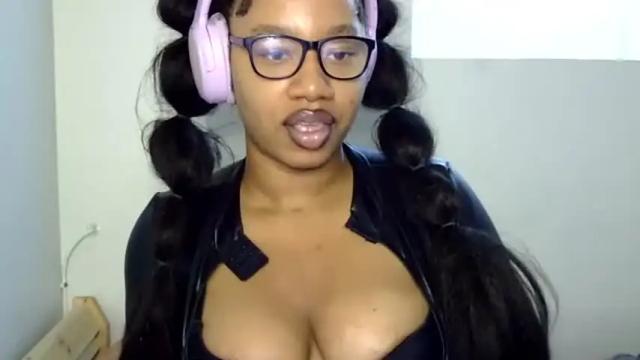 Thumbnail 1, goddessdaisysky's Stream at Chaturbate, 1 month ago