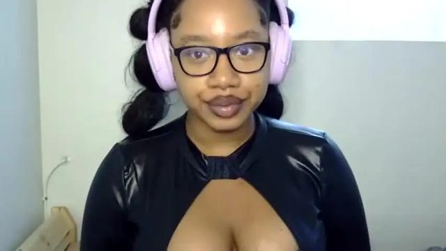 Thumbnail 2, goddessdaisysky's Stream at Chaturbate, 1 month ago