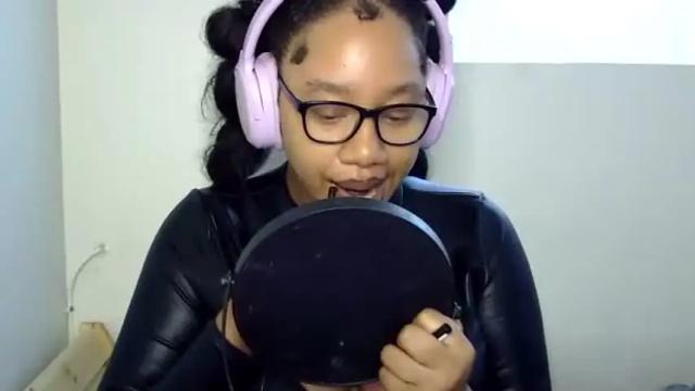 Image 8 of goddessdaisysky Stream on Chaturbate on 1 month ago