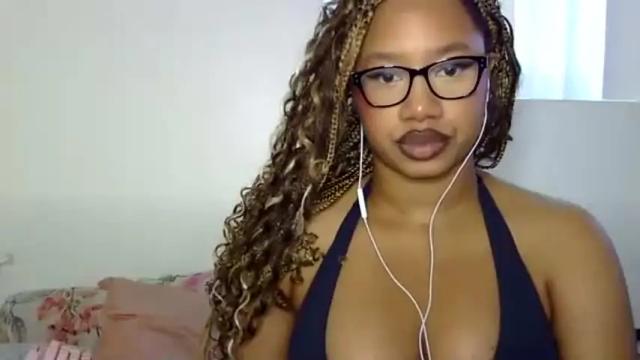 Image 7 of goddessdaisysky Stream on Chaturbate on 6 days ago