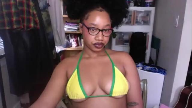 Image 11 of goddessdaisysky Stream on Chaturbate on 3 months ago