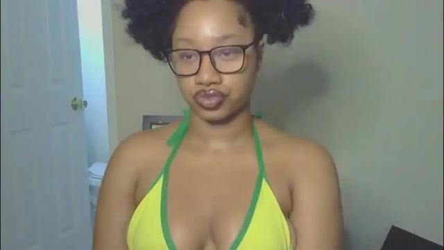 Image 11 of goddessdaisysky Stream on Chaturbate on 2 months ago