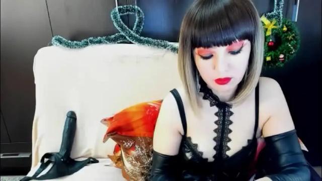 Image 2 of goddessemily_ Stream on Chaturbate on 23 days ago