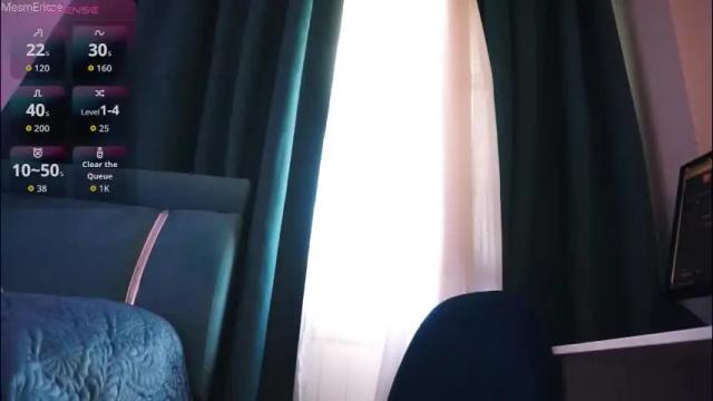 Image 12 of goddesseriss Stream on Chaturbate on 2 months ago