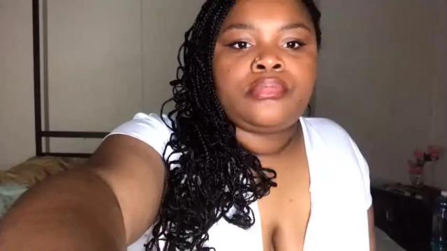 Image 2 of goddessginger11 Stream on Chaturbate on 18 months ago