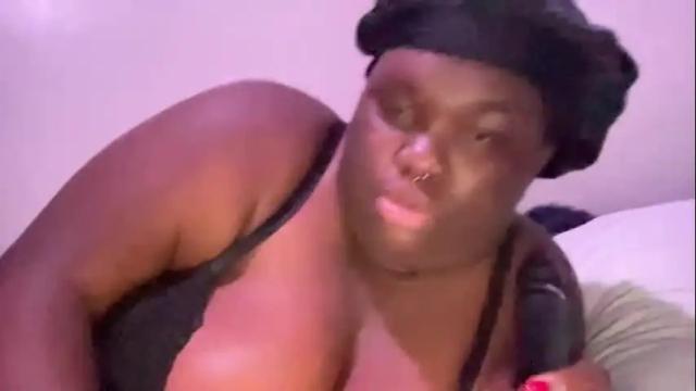 Image 8 of goddessjackieoz Stream on Chaturbate on 4 days ago