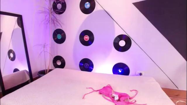 Image 3 of goddessjulieta Stream on Chaturbate on 1 month ago