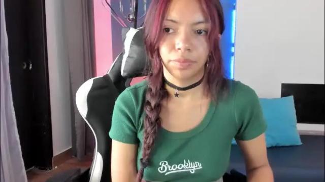 Image 2 of goddessjulieta Stream on Chaturbate on 1 month ago