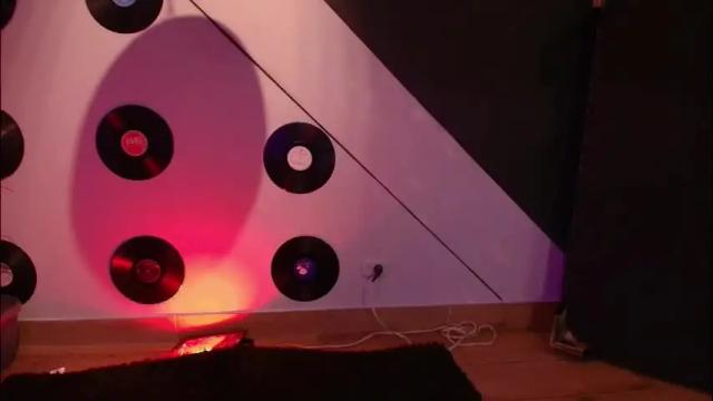 Image 3 of goddessjulieta Stream on Chaturbate on 1 day ago