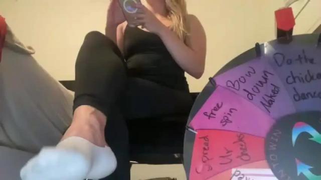 Image 2 of goddesslexiraye Stream on Chaturbate on 16 months ago