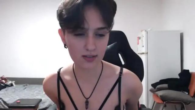 Image 12 of goddessmaeve Stream on Chaturbate on 19 months ago