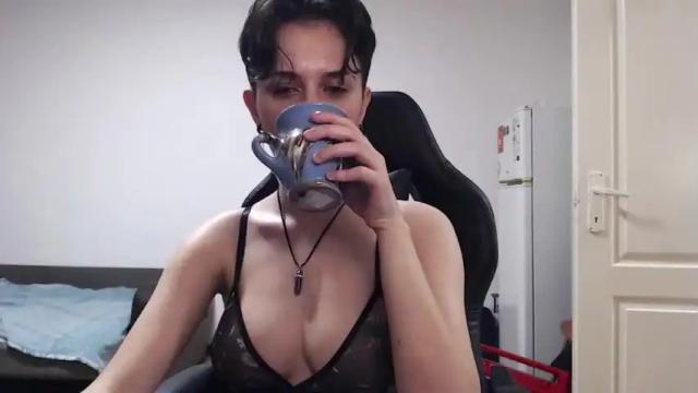Image 10 of goddessmaeve Stream on Chaturbate on 16 months ago