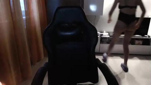 Image 3 of goddessmaeve Stream on Chaturbate on 13 months ago